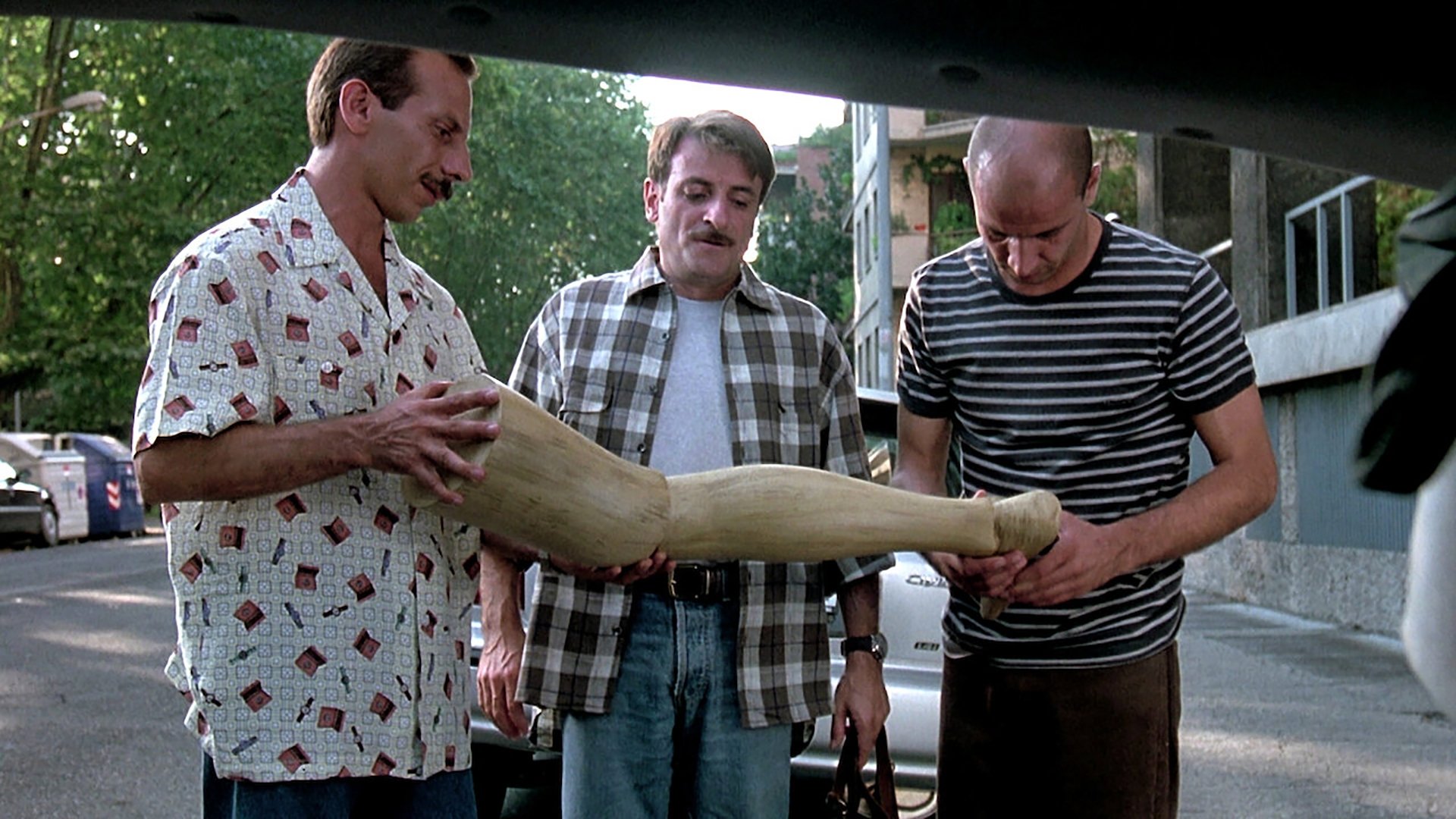 Három férfi és egy láb