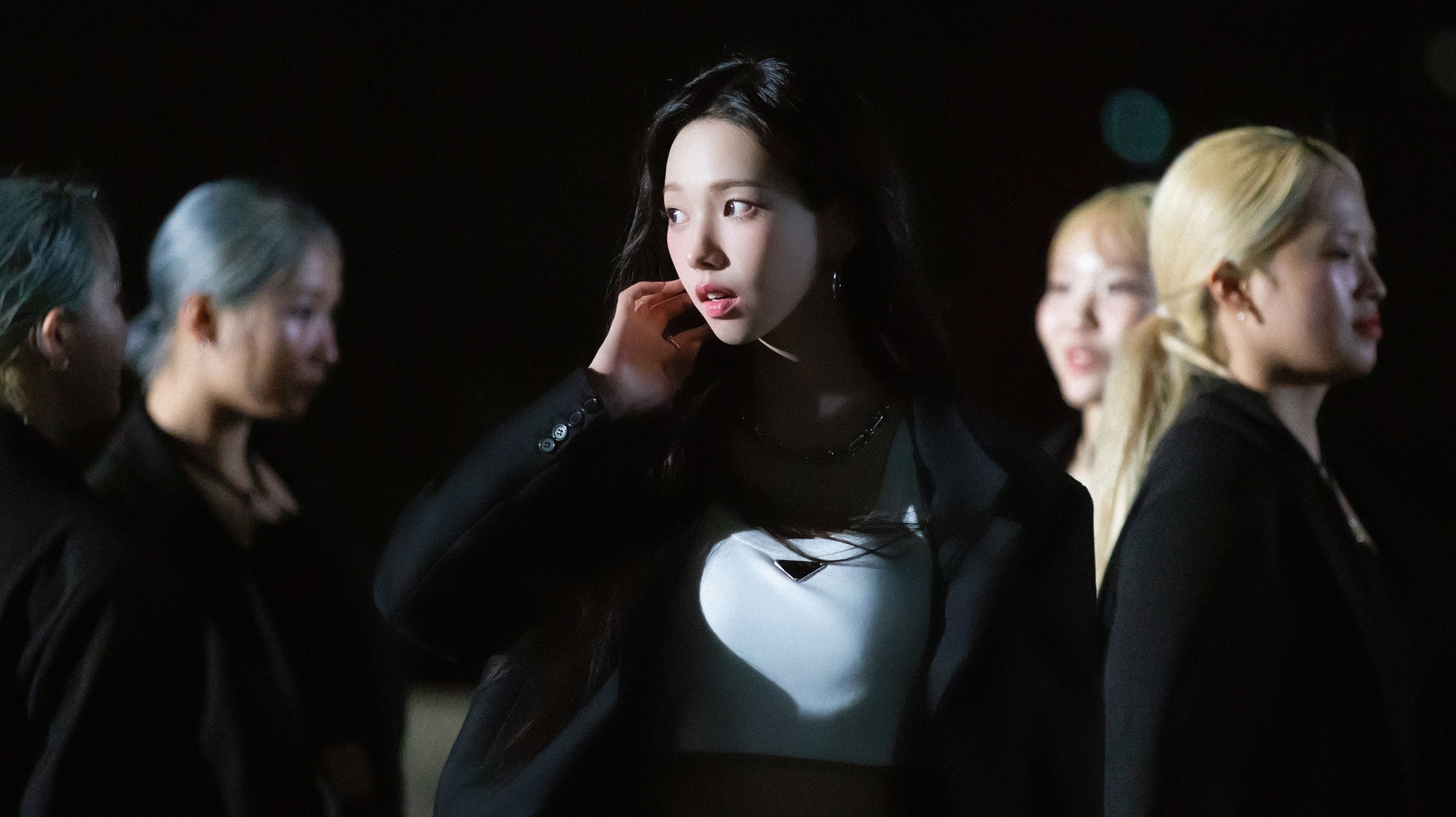 ππ ππππ’ π
πππ | KARINA: UP