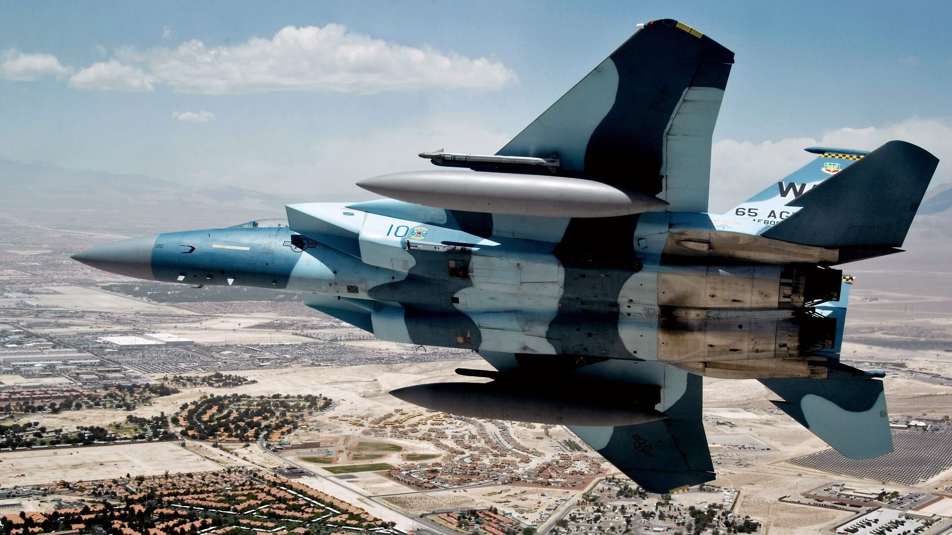 Ellenséges terület gyűjtemény