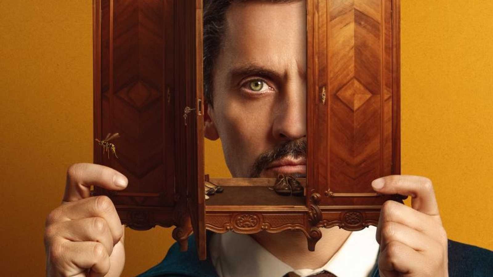 Idegen a szekrényben