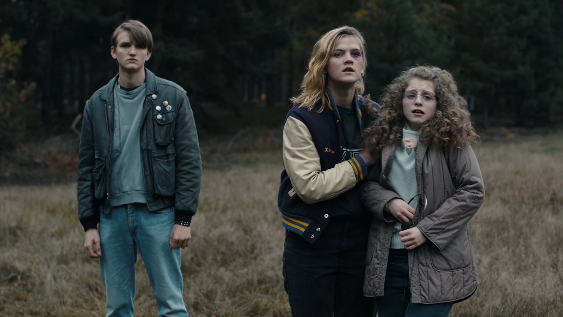 Minden most történik