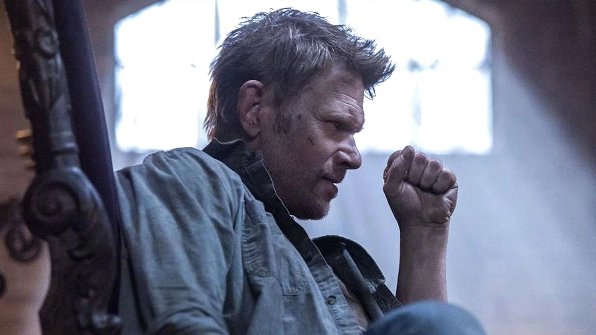 Félúton Menny és Pokol között