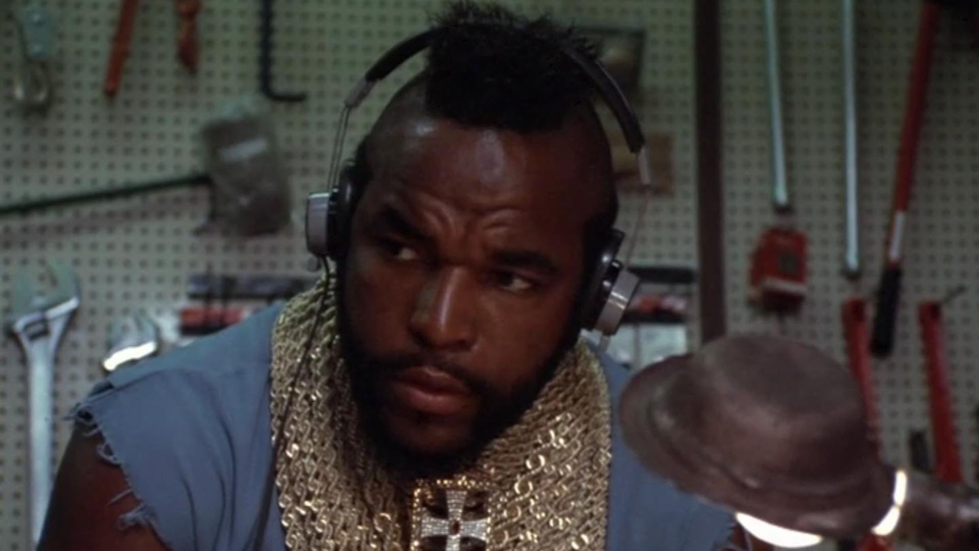 A baj négy keréken érkezik