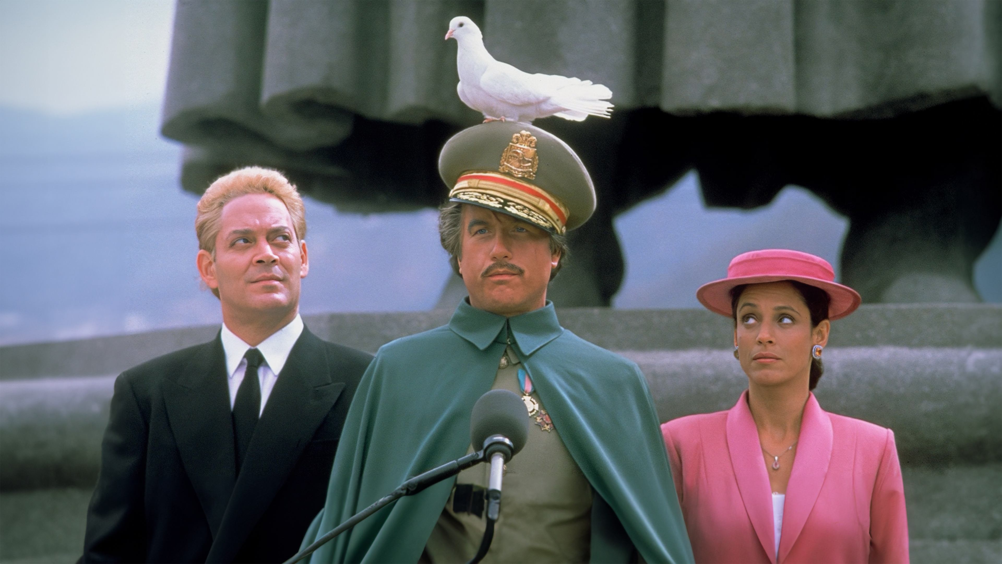 Holdfény Parador felett