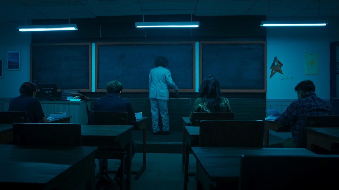 Dosen Ghaib: It's Nighttime or You Already Know