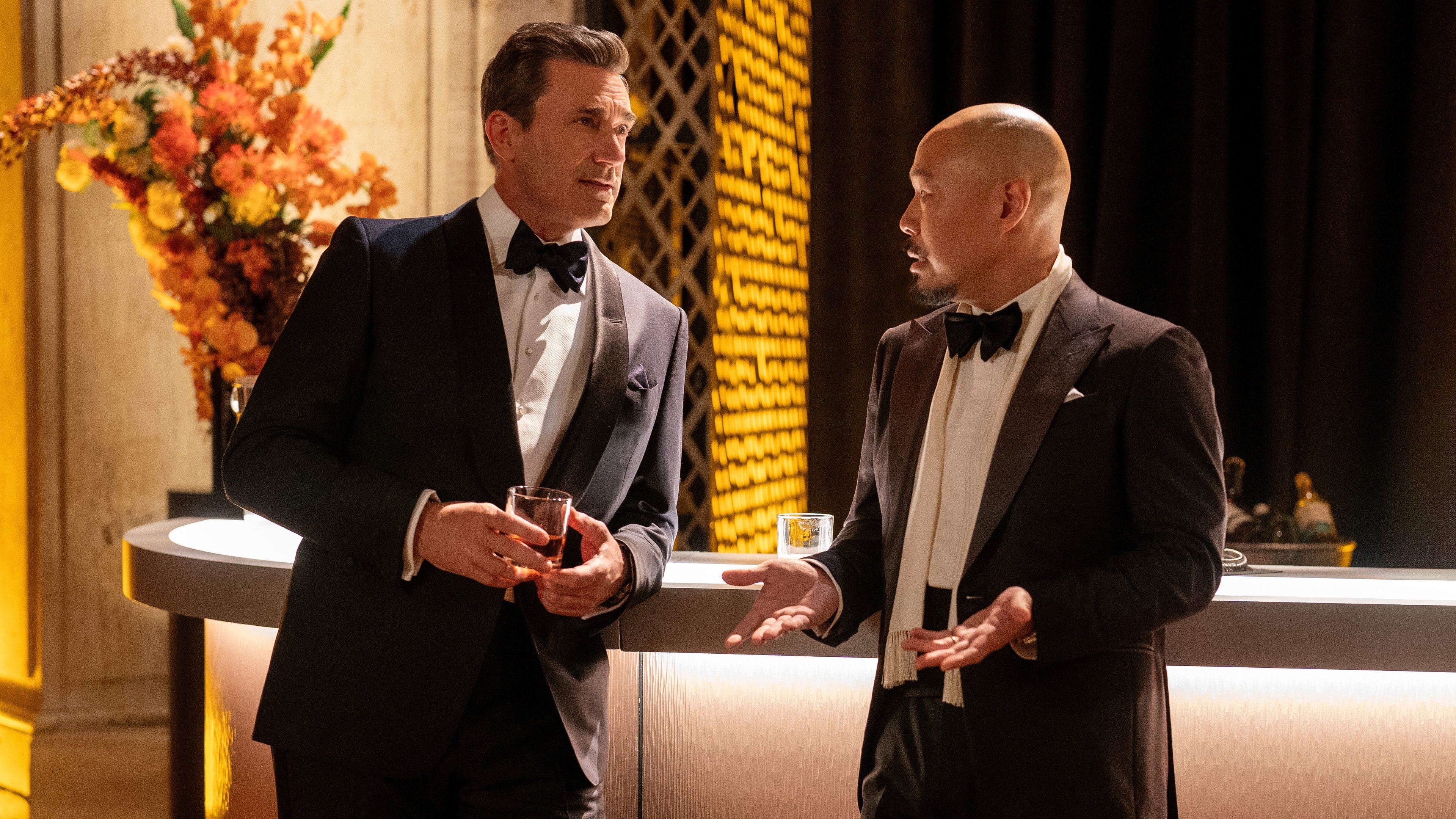 Minden szimbólum és irónia