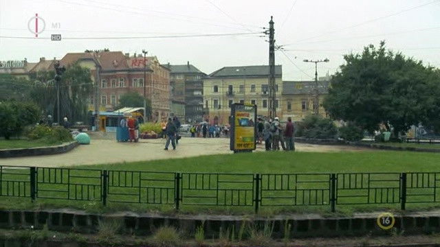 Titkos akció a Széll Kálmán téren