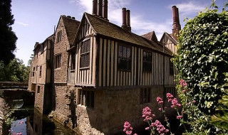 The Ten Million Pound House - Ightham Mote, Kent