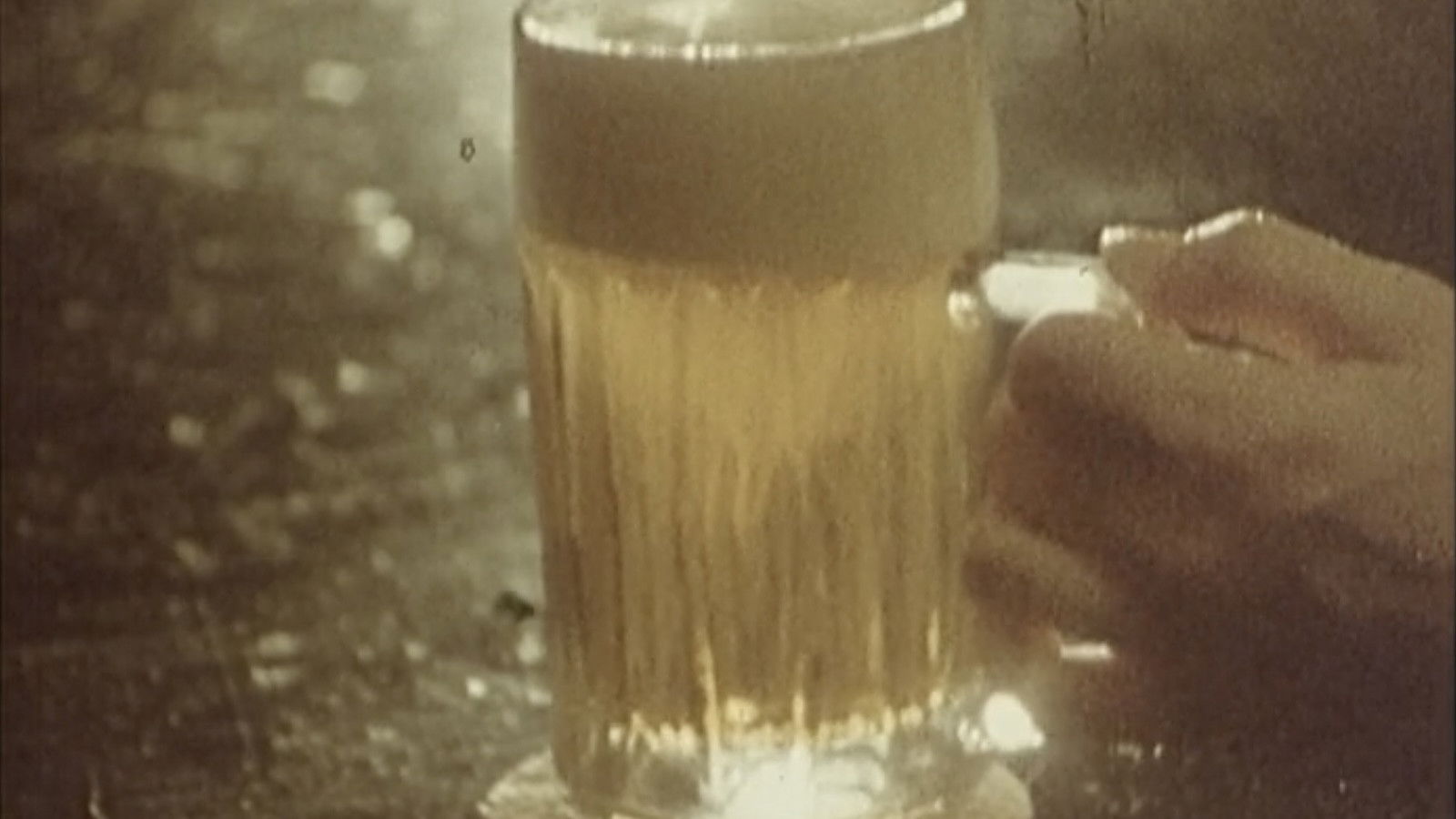 Between Lips and Glasses