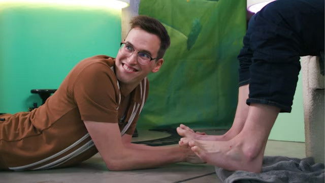 Show Me Them Piggies