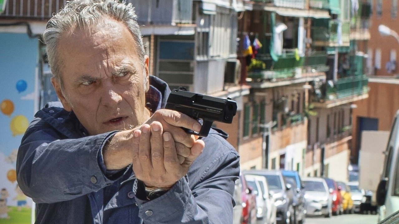 A sínek másik oldalán