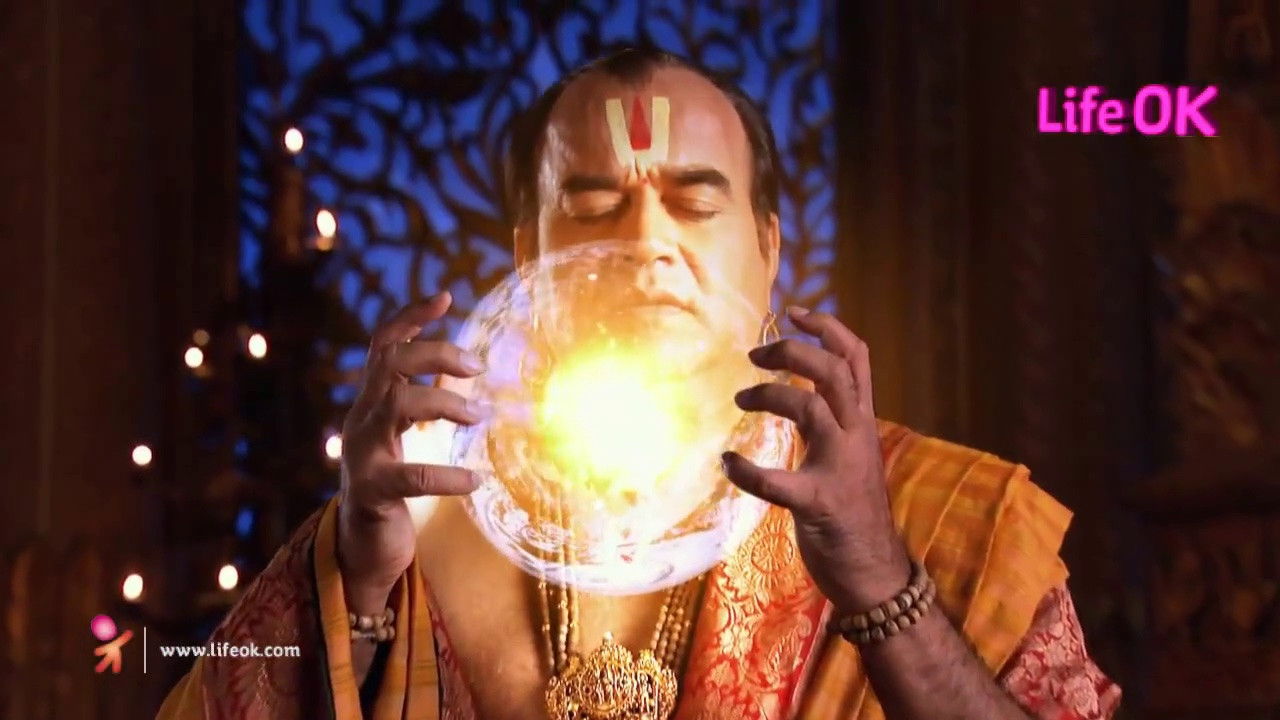 Daksh draws a Daksh rekha