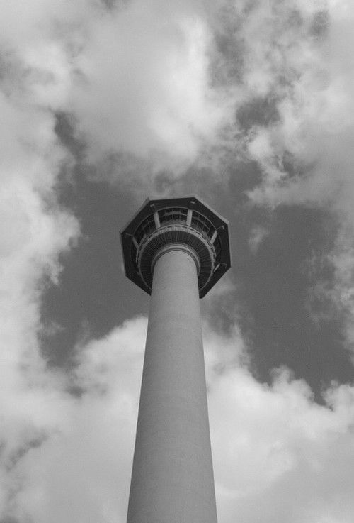 925 Pieces of Busan Tower